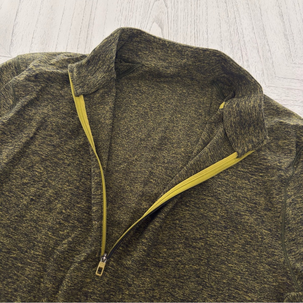 Lululemon Surge Warm 1/2 Zip Size Large - Picture 2 of 7